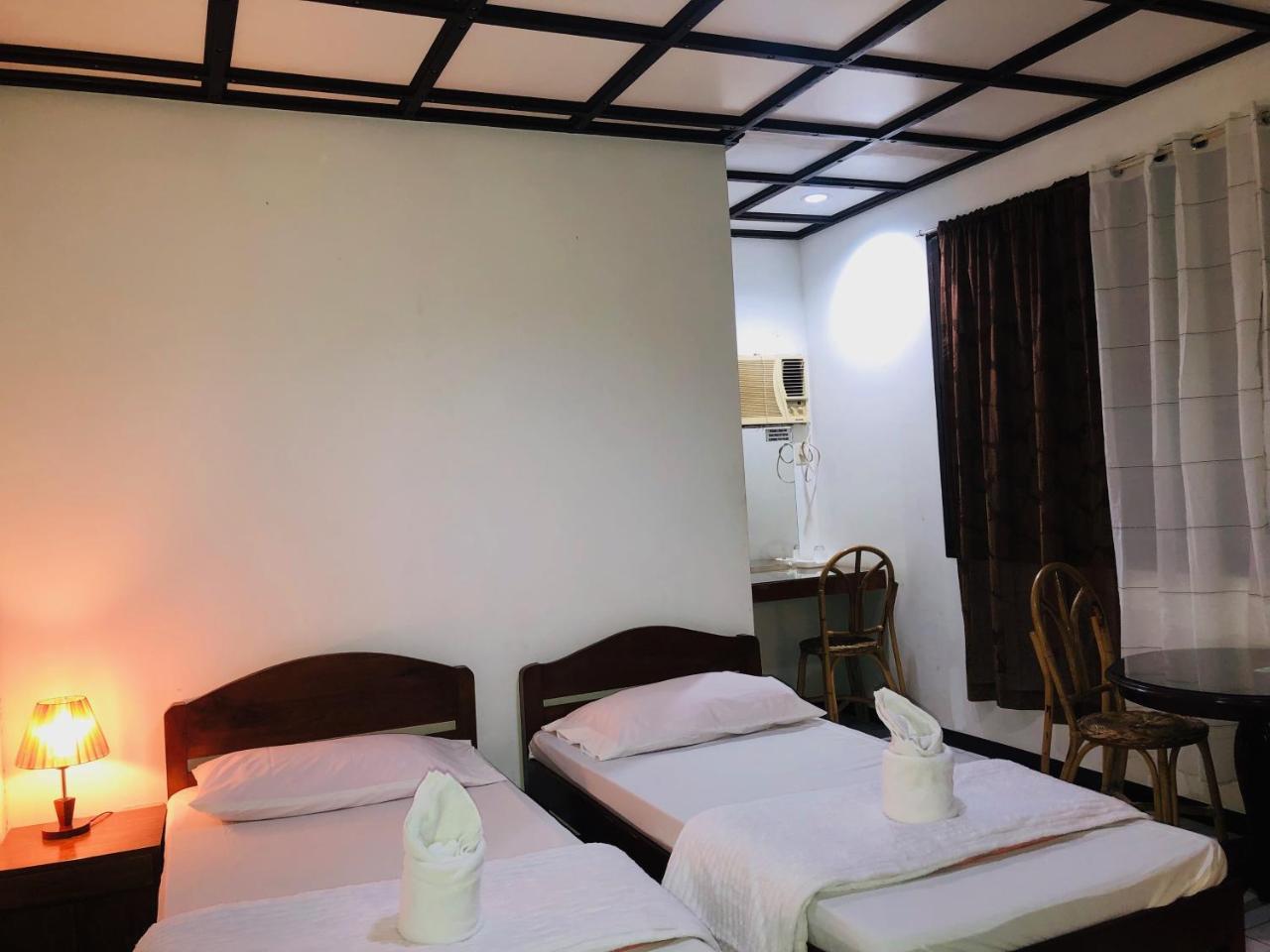 Matutina Pensionne Puerto Princesa Extérieur photo