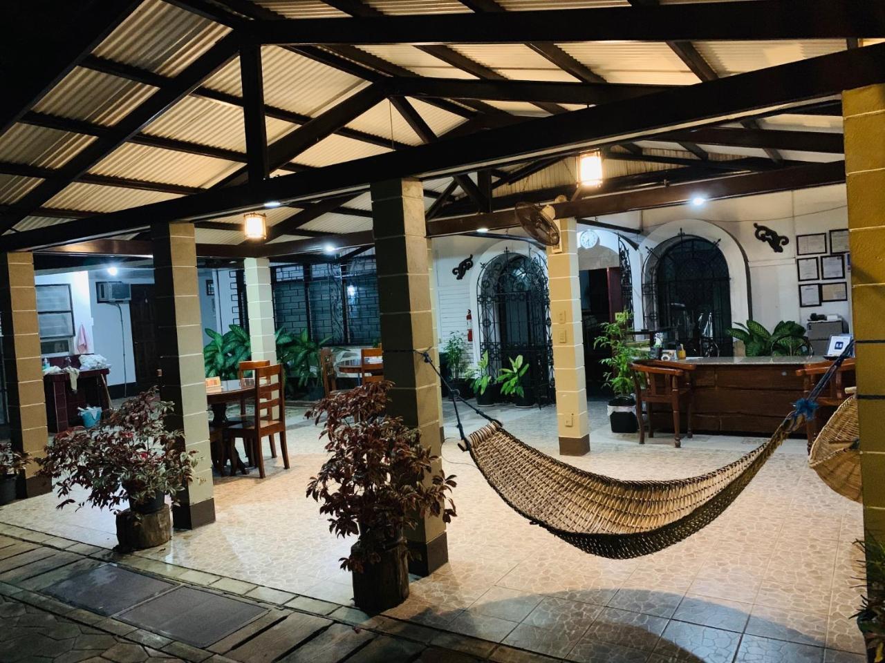 Matutina Pensionne Puerto Princesa Extérieur photo
